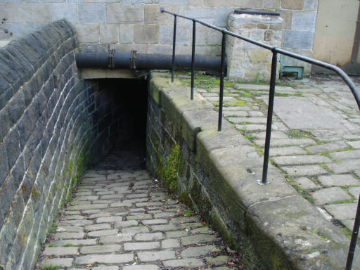 Todmorden Guillotine Lock, Rochdale Canal