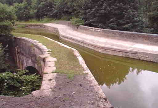 Golcar Aqueduct