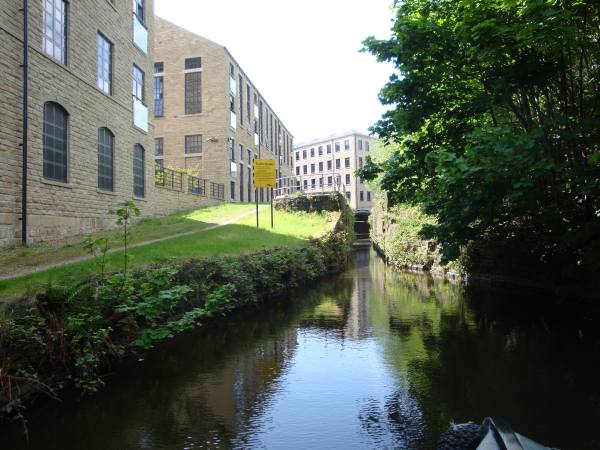 old Lock 2e, Huddersfield