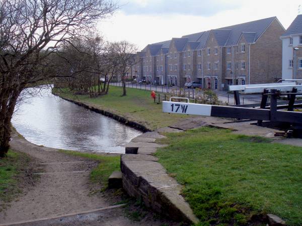  Lock 17W, Huddersfield Narrow Canal, Mossley 