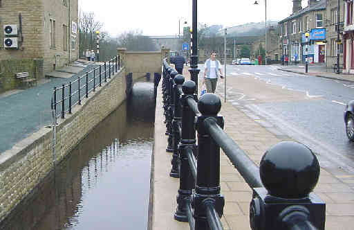 Britannia Road bridge, Slaithwaite