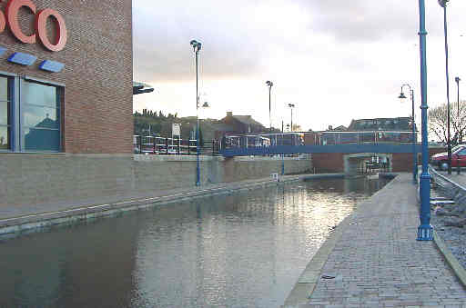 Tesco, Stalybridge