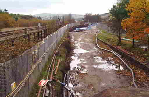 The empty canal at Diggle