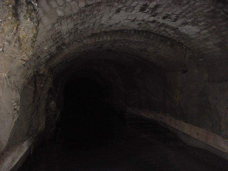  Standedge Tunnel 