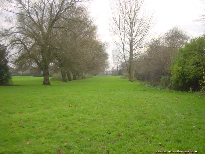 Looking south at North Reddish Park, Stockport Branch Canal