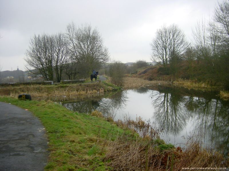 Barnsley Canal, Barnsley Junction