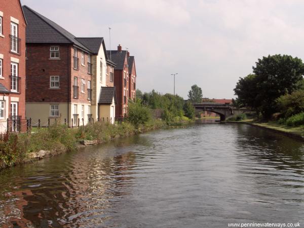 Stretford (Stretford to Lymm 1) - Virtual canal trip along the