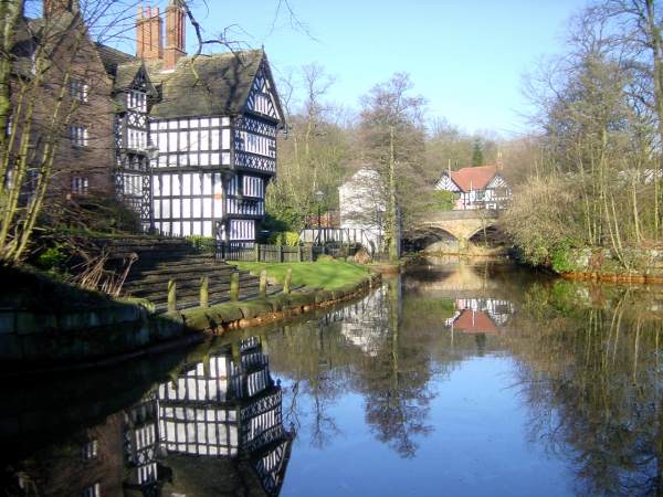 Worsley Packet House on the Bridgewater Canal