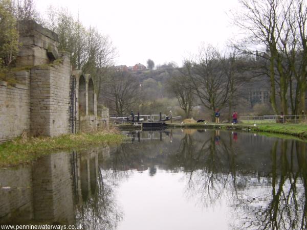 Woodside Mills Lock, Calder and Hebble Navigation