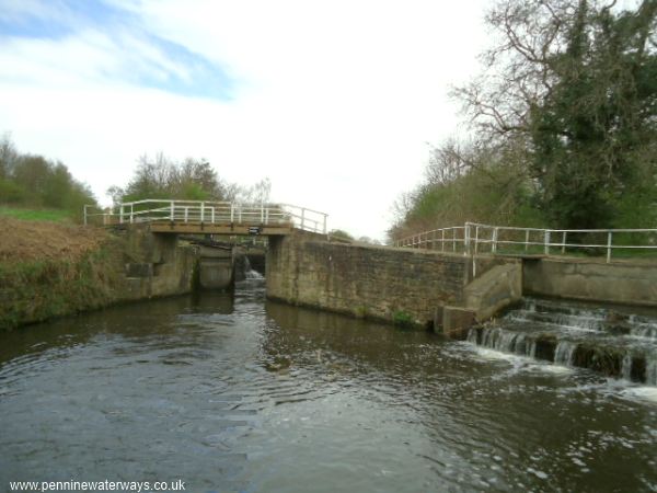 Mill Bank Lock, Calder and Hebble Navigation