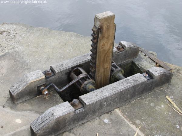 Kirklees Lock, Calder and Hebble Navigation