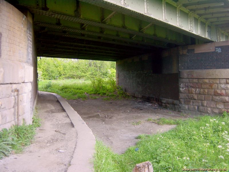 railway bridge, Swinton, Dearne and Dove Canal