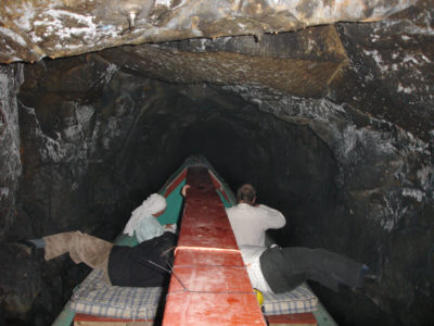 Maria legged through Standedge Tunnel in 2006