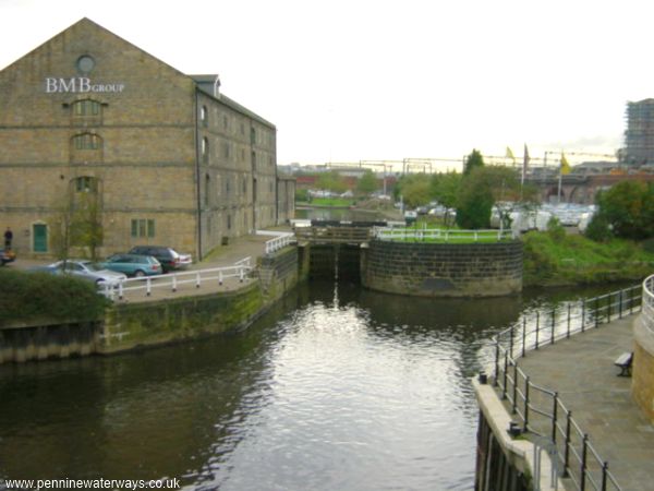 River Lock, Leeds