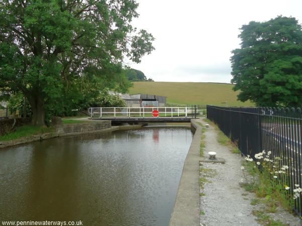 Niffany Swing Bridge