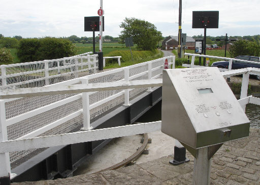 Coxheads Swing Bridge