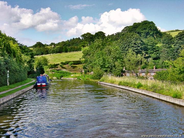 Gurnett Aqueduct, Macclesfield Canal