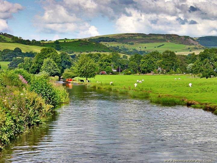 Teggs Nose from Lyme Green, Macclesfield Canal
