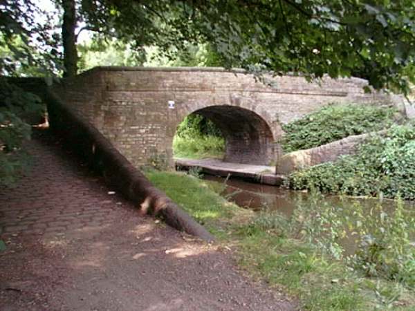Roving bridge at Woodend, Hyde
