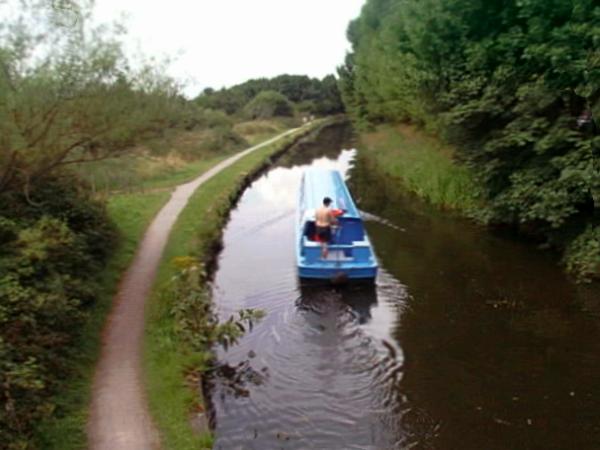 Looking north from Dog Lane Bridge, Dukinfield