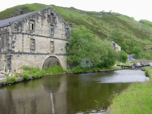 Gauxholme, Rochdale Canal