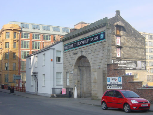 Dale Street Arch, Rochdale Canal