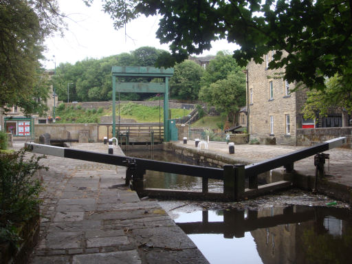 Todmorden Guillotine Lock, Rochdale Canal