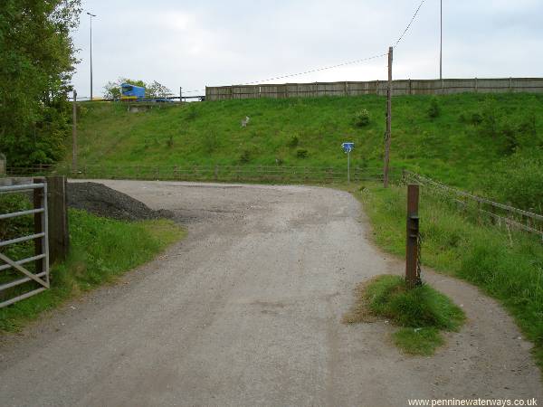 M62 bridge, Sankey Canal