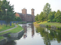 Daisyfield Mill, Blackburn, Leeds Liverpool Canal, computer desktop wallpaper